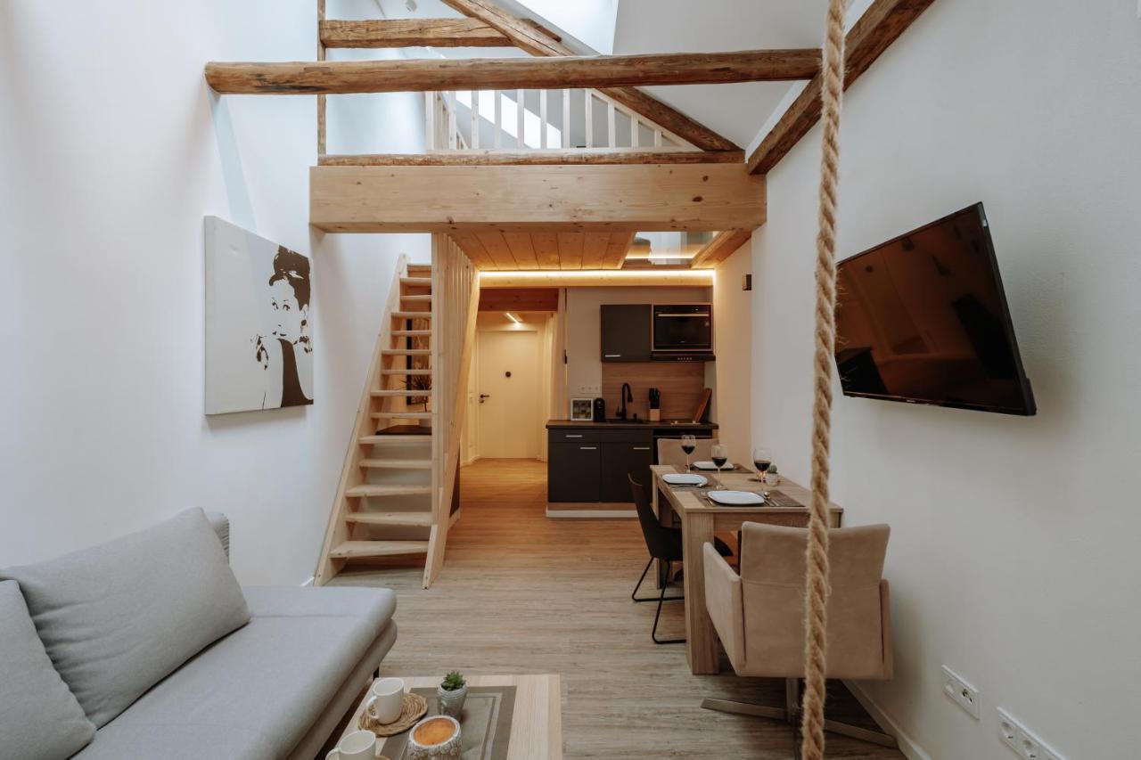 Modern Elegance Lofts - Wohnen Auf Zwei Ebenen Lägenhet Passau Exteriör bild